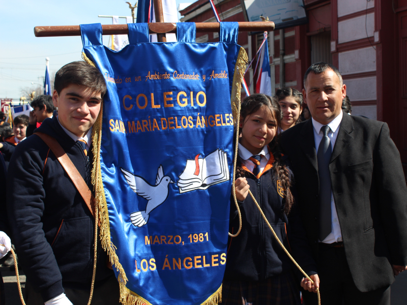 Desfile de Fiestas Patrias 2019 Colegio Santa María de Los Ángeles